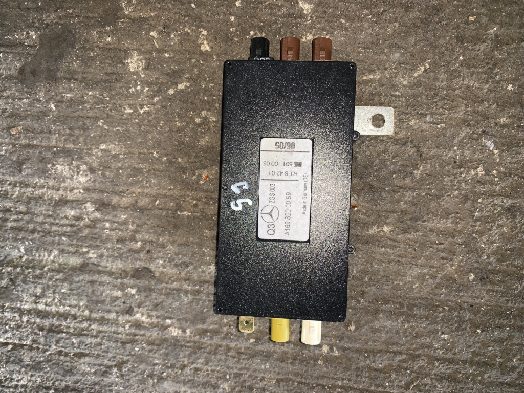 Modul antena Mercedes-Benz A-Class W169 [2004 - 2008] Hatchback 5-usi A 170 Autotronic (116 hp) 1.7 - 266.940