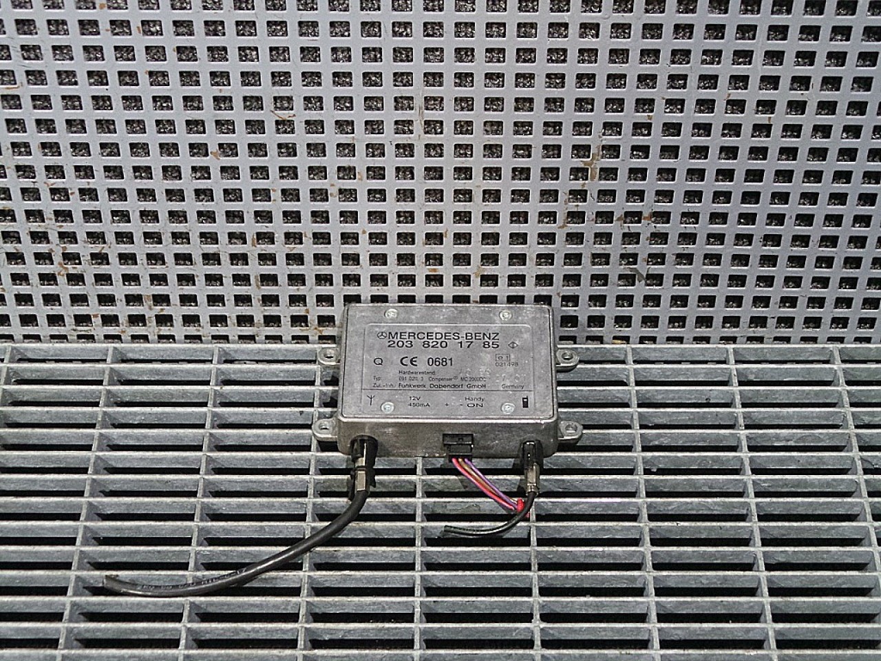 MODUL ANTENA MERCEDES C-CLASS - - (2000 2007)