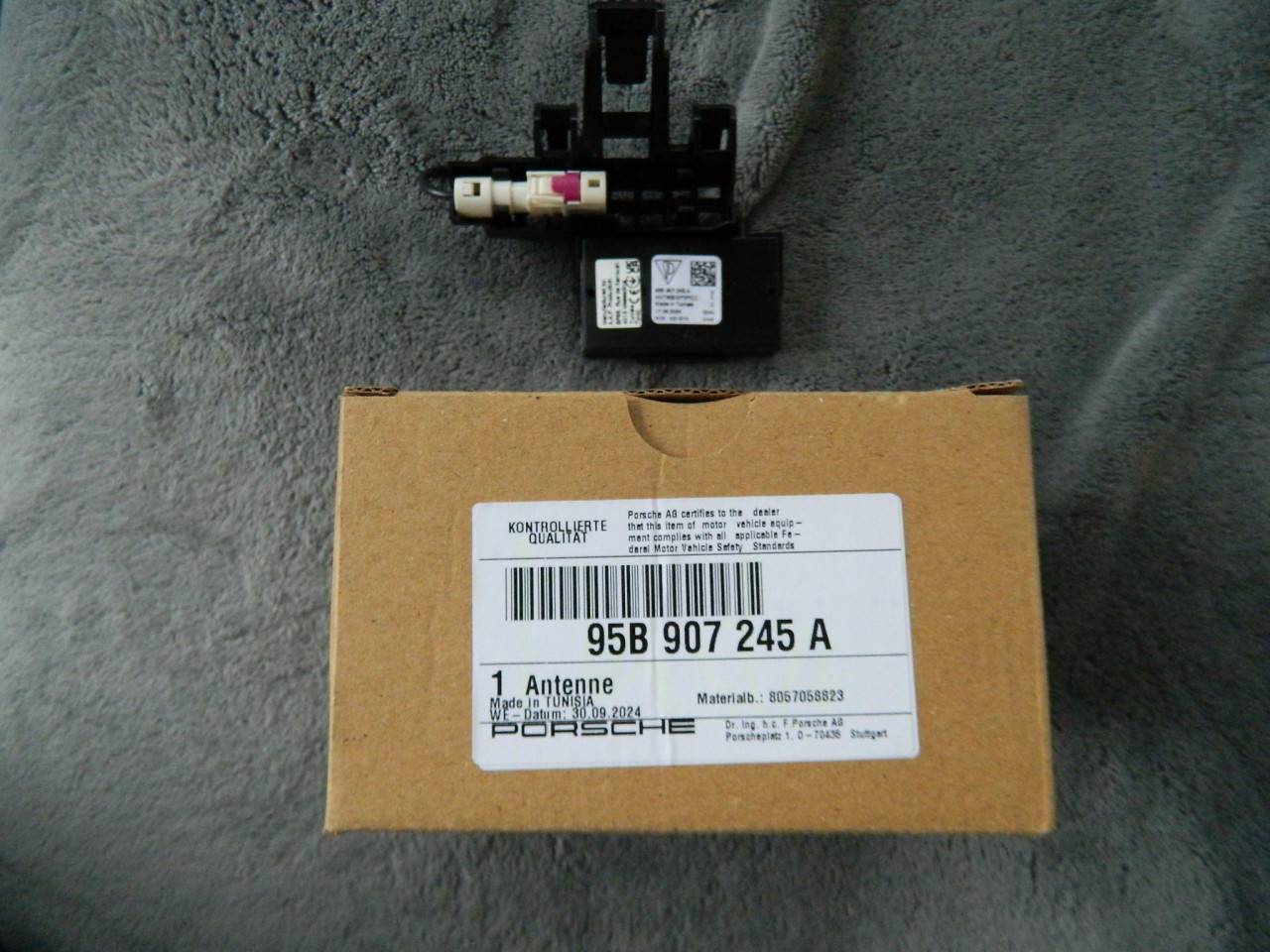 Modul Antena Porsche Macan 2015-2022 cod 95B907245 A
