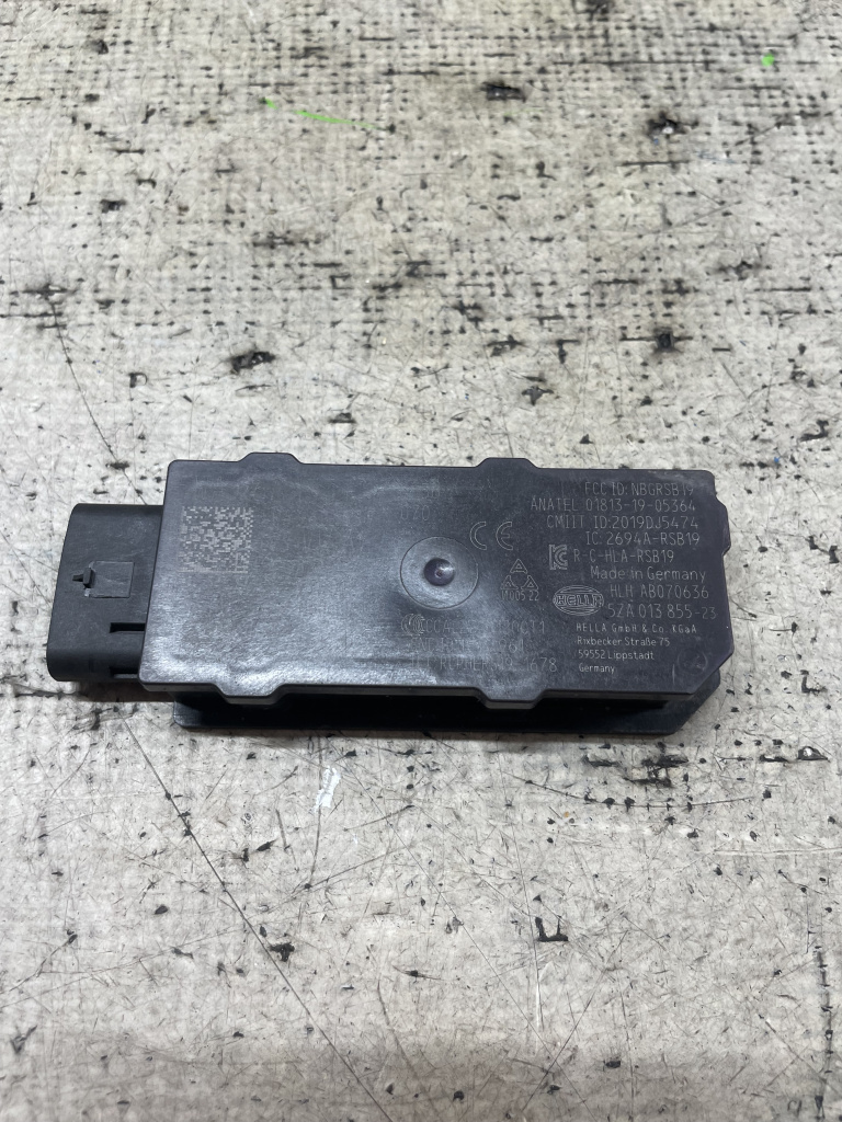 Modul antena Skoda Octavia 4 2021, 5WA962133F