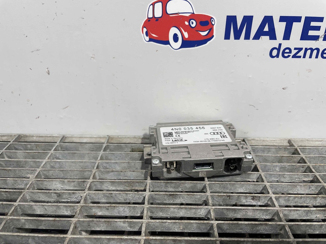 MODUL ANTENA SKODA SUPERB - - (2015 2020)