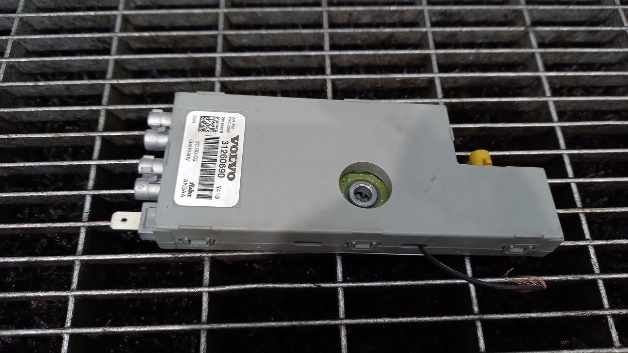 MODUL ANTENA VOLVO XC 60 - - (2008 2013)