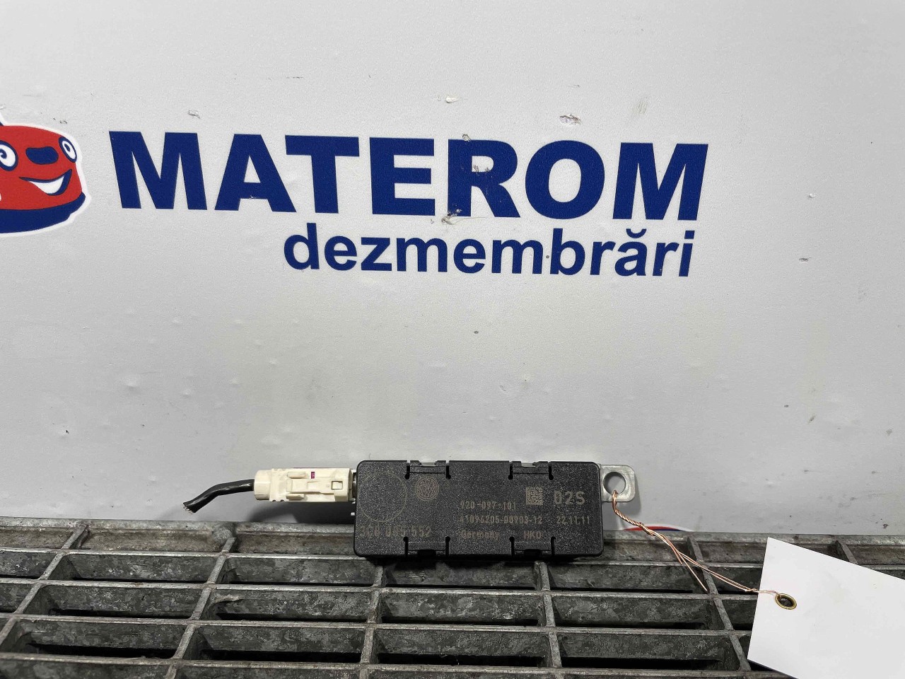 MODUL ANTENA VW PASSAT CC - - (2012 2019)