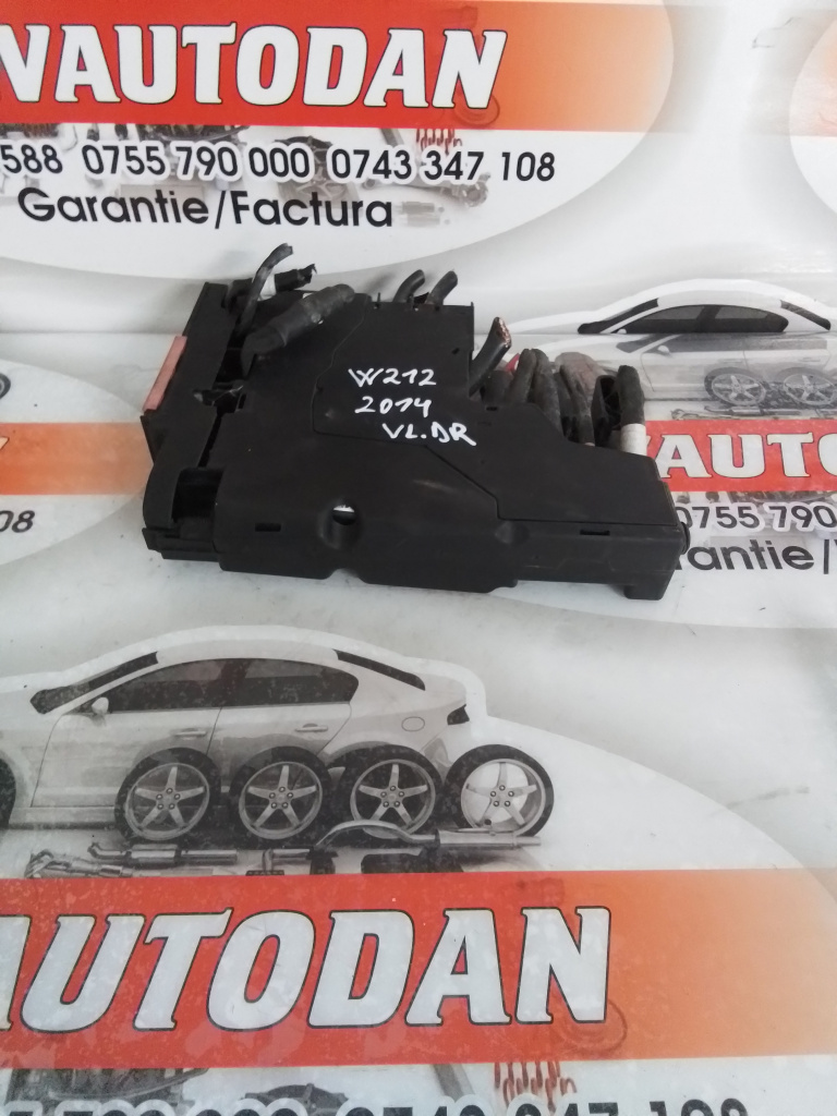Modul baterie Mercedes-Benz E-Class (2010->) [A207] 2.2 Motorina 2014, A2125400581