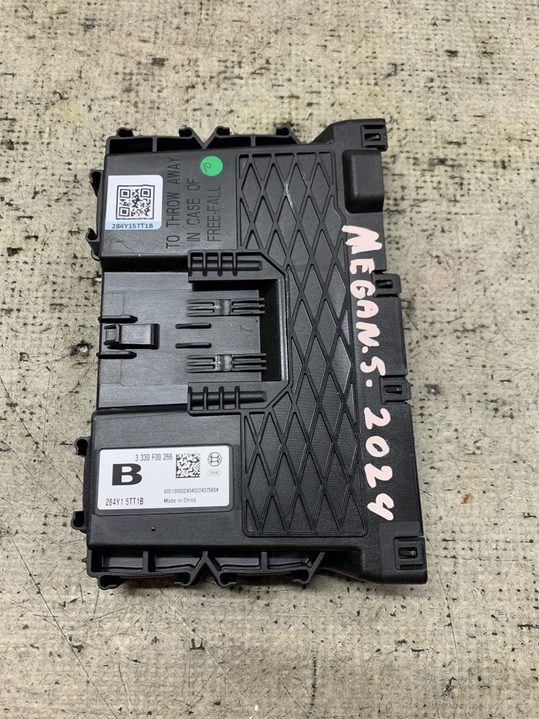 Modul BCM Renault Megane 5 - Electric 2024, 284Y15TT1B