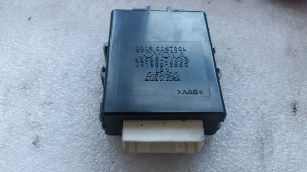 Modul blocare usi toyota yaris 1.0 b 1999-2005 85980-0d030