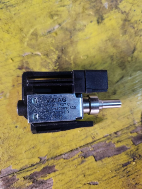Modul blocator volan Vw Golf 5 2005 2006 2007 2008 2009 cod 1K0953527C
