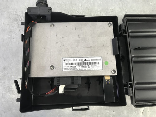 Modul bluetooth Audi A4 B8 Avant 2.0 TDI Multitronic LAT MMV LLA KSR 143cp sedan 2010 (8T0862335D)