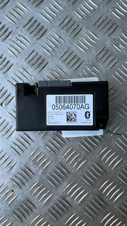 Modul bluetooth Dodge Magnum 6.1 SRT an fab. 2007 cod piesa 05064070AG