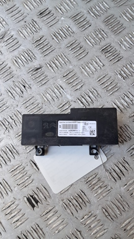 Modul bluetooth Peugeot 308 T9 an 2019 cod 9828266180