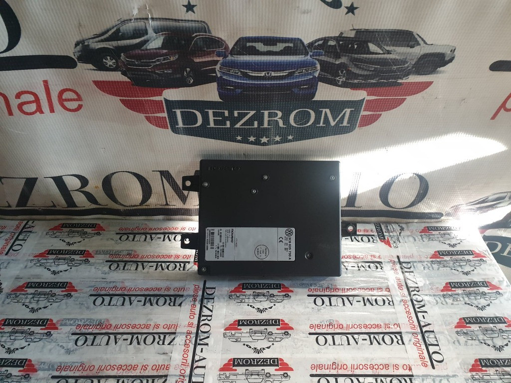 Modul bluetooth VW Transporter T5 cod piesa : 3C8035730A