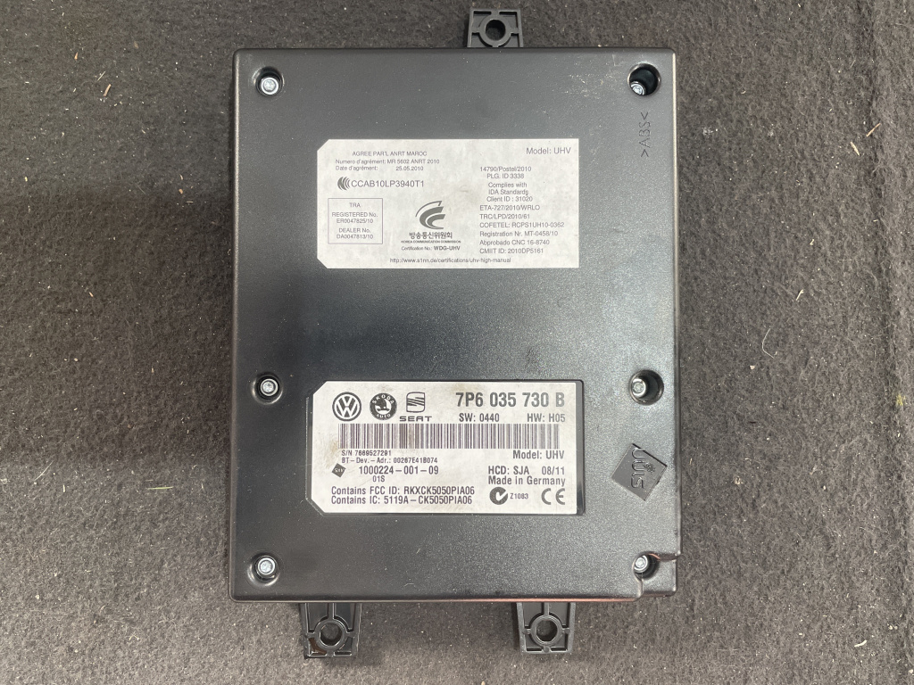 Modul bluthooth VW Passat B7 R-Line 2.0TDI sedan 2011 (7P6035730B)
