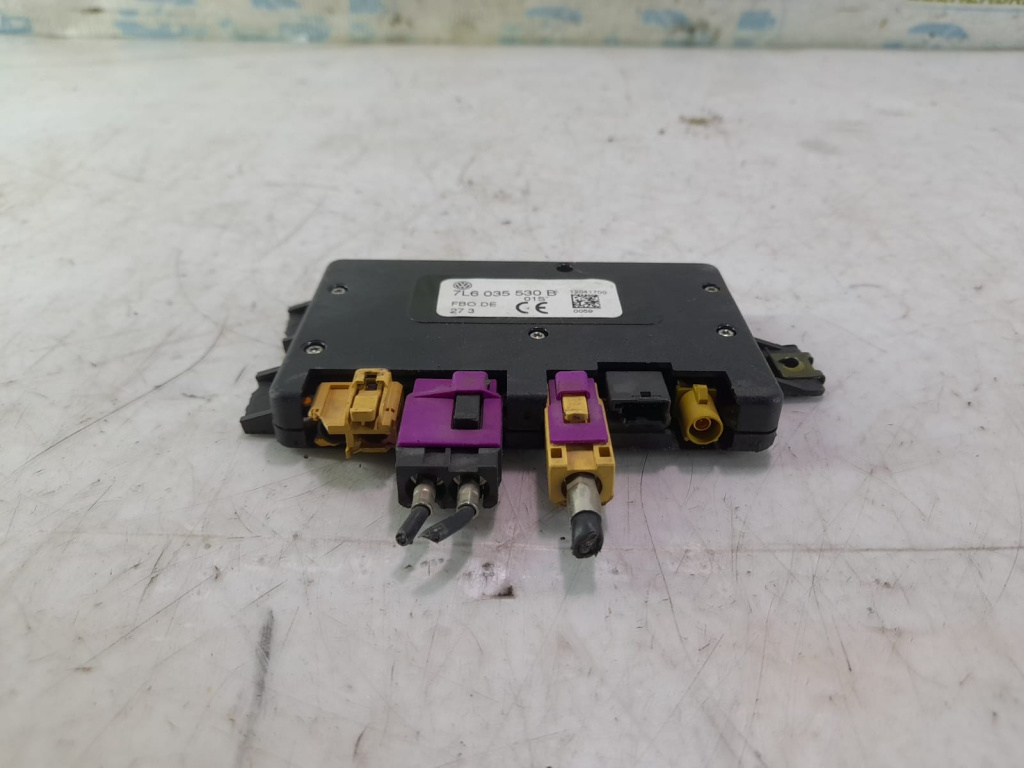 Modul calculator amplificator antena 7l6035530b Volkswagen VW Touareg generatia 1 7L [2002 - 2007] 2.5 tdi BAC