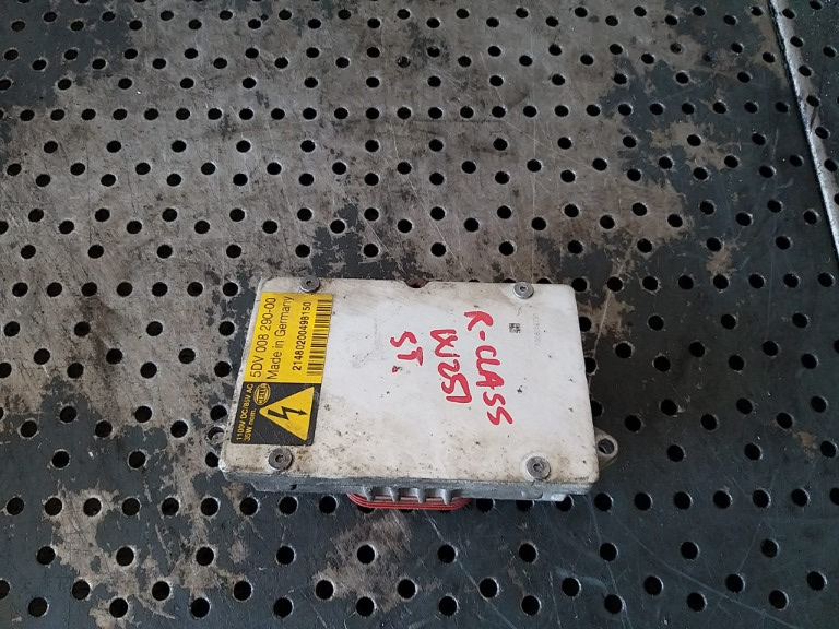 Modul calculator balast xenon stanga mercedes r class w251 5dv00829000