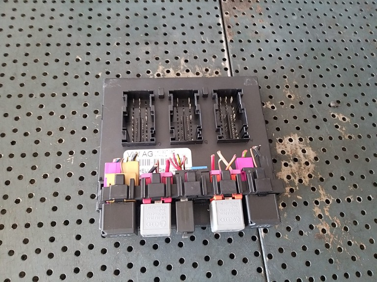 Modul calculator bcm skoda octavia 2 1z 1k0937087