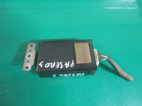 MODUL / CALCULATOR COD MR460758 / 277300-0760 MITSUBISHI PAJERO SHOGUN III FAB. 1999 – 2007 ⭐⭐...