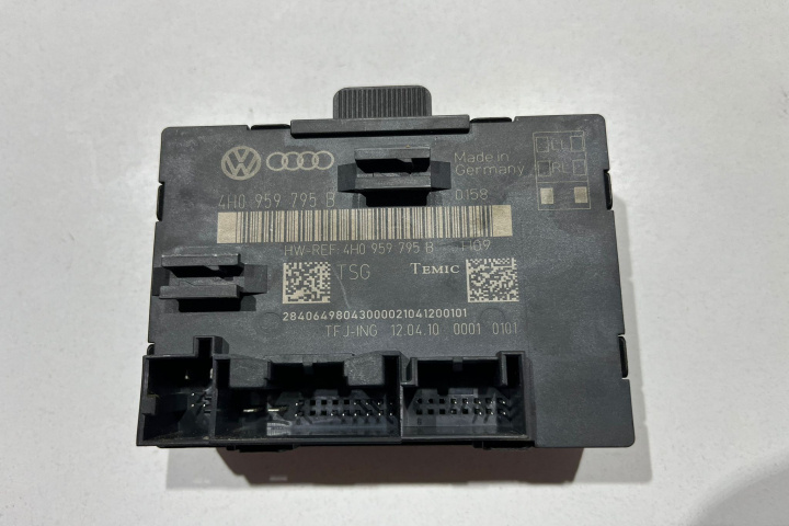 Modul calculator confort usa spate 4H0959795B Volkswagen VW Touareg generatia 2 7P [2010 - 2014]