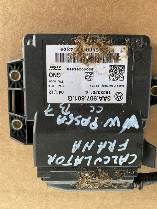 Modul / calculator frana Vw Passat B7 cod piesa 3AA907801G / 18233201A