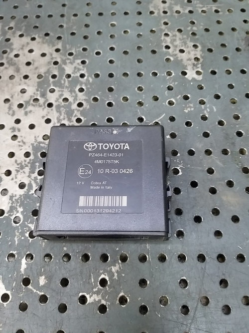 Modul calculator parcare pdc toyota verso pz464e142301 4m0175t5k