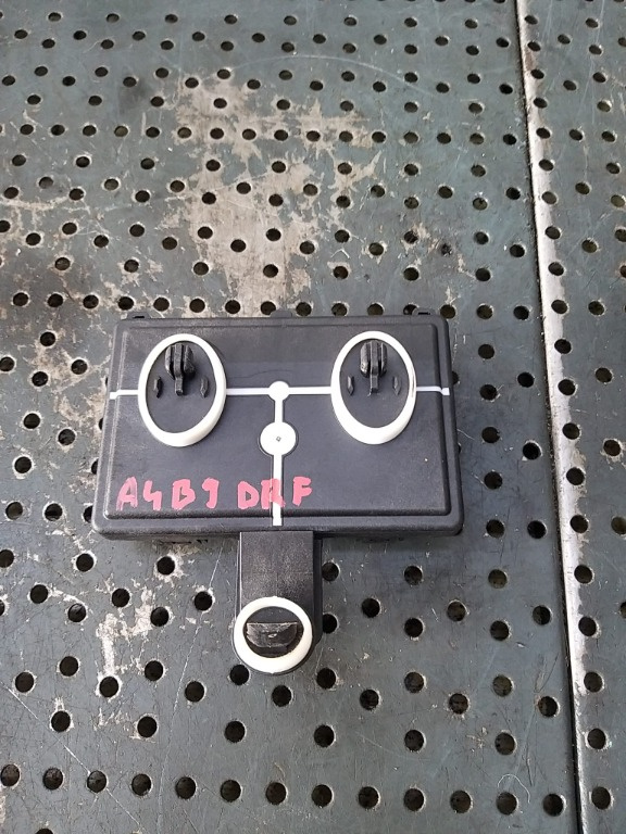 Modul calculator usa dreapta fata audi a4 b9 8w 8w0959592h a2c7486841800