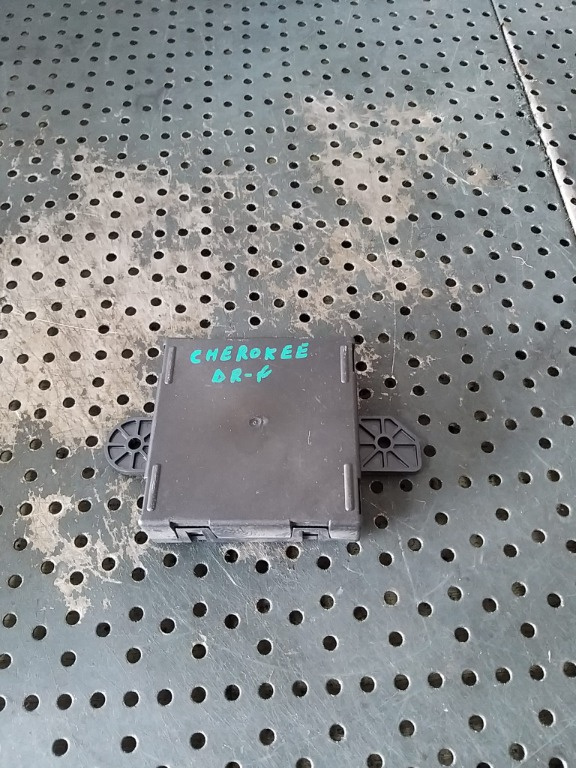 Modul calculator usa dreapta fata jeep grand cherokee 4 wk wk2 p68155772ad 2841585503300