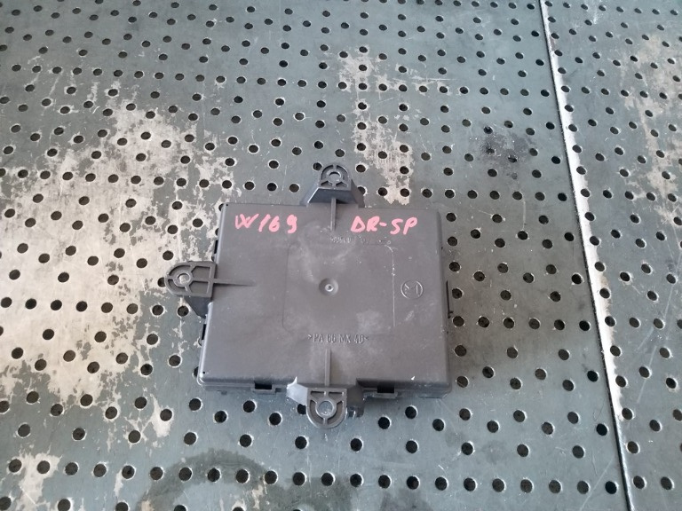 Modul calculator usa dreapta spate mercedes a class w169 a1698203285