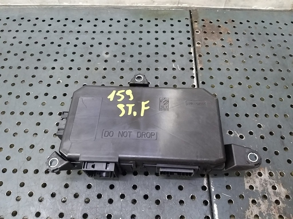 Modul calculator usa stanga fata alfa romeo 159 939 50510087