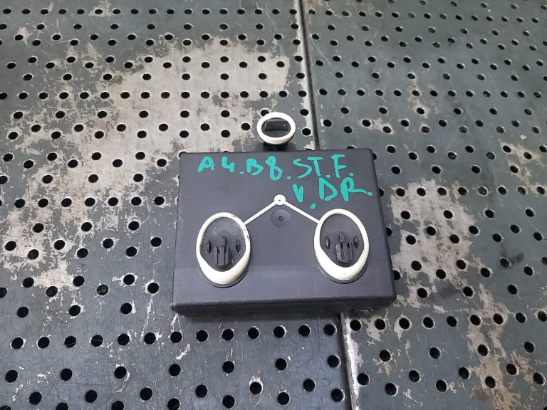 Modul calculator usa stanga fata audi a4 b8 8k 8k0959792e