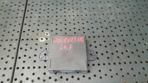 Modul calculator usa stanga fata dodge journey 05026597aa 2840186500300