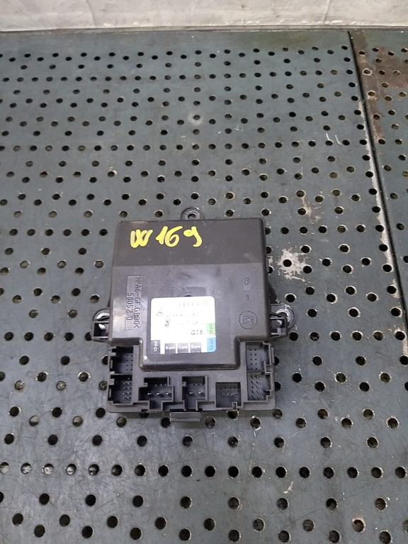Modul calculator usa stanga fata mercedes a class w169 a1699000500 1001703900