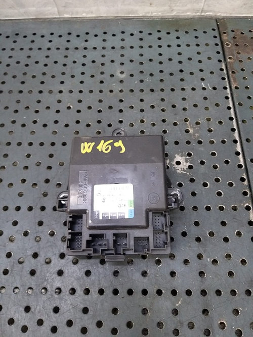 Modul calculator usa stanga fata mercedes a class w169 a1699000500 1001703900