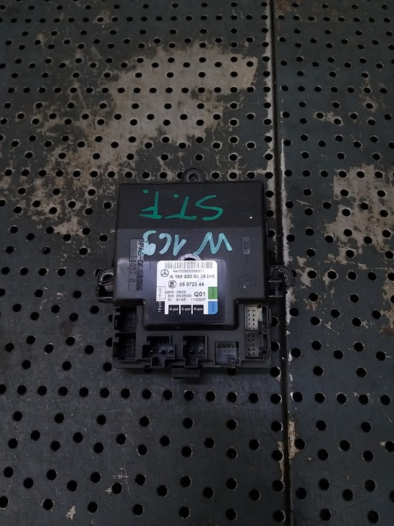 Modul calculator usa stanga fata mercedes b class w245 a1698208326