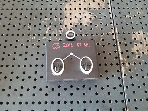 Modul calculator usa stanga spate audi q5 8r 8k0959795d
