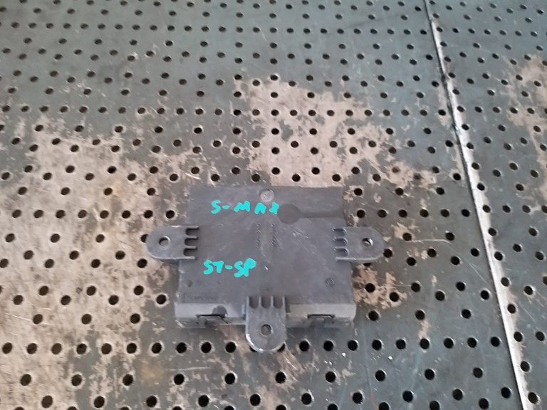 Modul calculator usa stanga spate ford s max wa6 9g9t14b534cc 1002300001