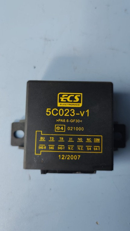 Modul carlig remorcare Hyundai Santa Fe 2.7 G6EA 2007 Cod : 5C023-V1