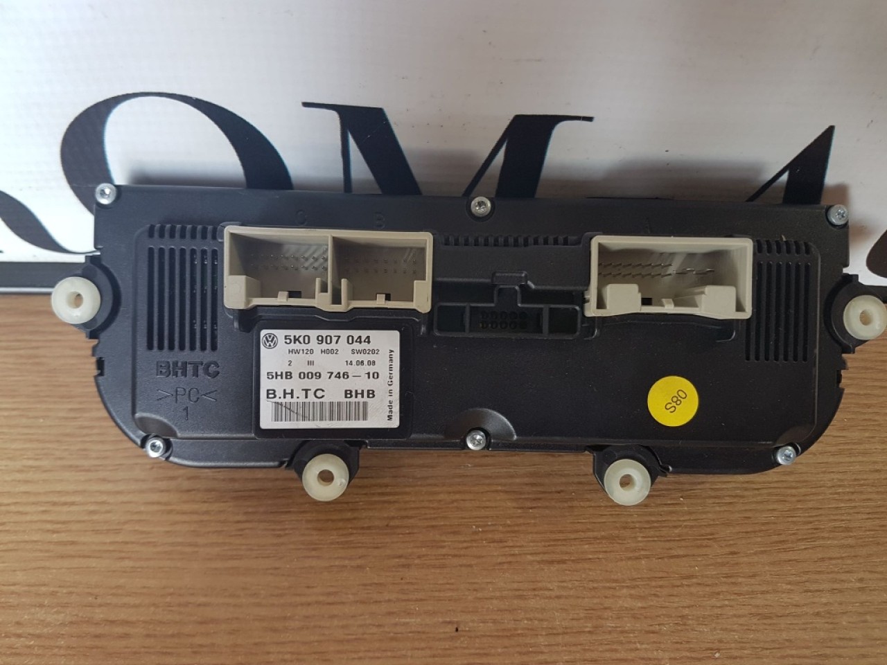 Modul climatronic cu incalzire in scaune 3t0907044as skoda octavia II facelift
