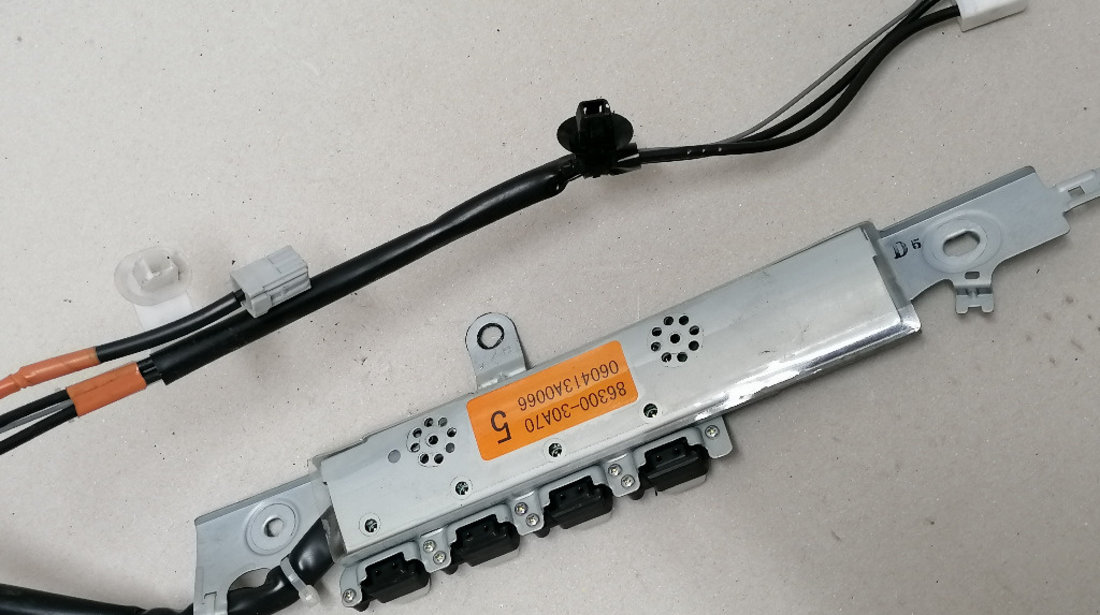 MODUL COMANDA DEZGIVRARE LUNETA SPATE + ANTENA AMPLIFICATOR LEXUS GS 300 GS350 GS400 GS450h 2006 - - 2012