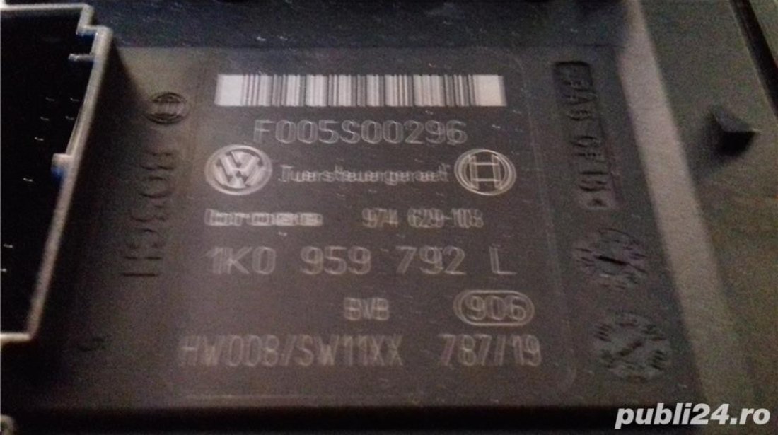 Modul comanda usa pasager VAG 1K0 959 792L Bosch