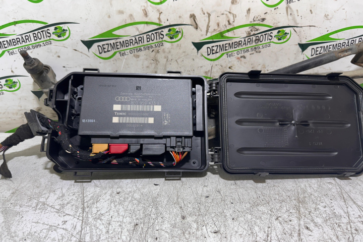 Modul confort 8E0 959 433 J 8E0 959 433 J 8E0 959 433 J Audi A4 B6 [2000 - 2005] Sedan 1.8 T MT (150 hp)