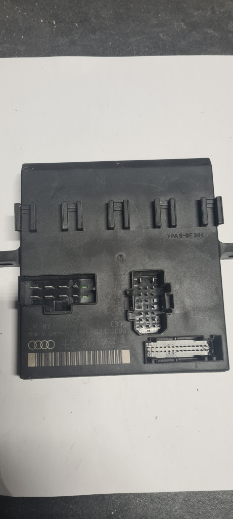 Modul confort Audi A4 (2004-2008) [8EC, B7] 2.0 Motorina 2006, 8E0907279L