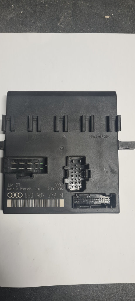 Modul confort Audi A4 (2004-2008) [8EC, B7] 2.0 Motorina 2006, 8E0907279M / 8E0907279C