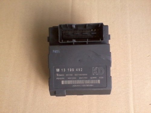 Modul confort BCM Opel Vectra C, Signum cod 13199492 KD