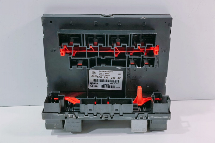 Modul confort Bosch Calculator Confort / panou sigurante 3C0937049AE / F005V00631 / 882002 Volkswagen VW Passat B6 [2005 - 2010]