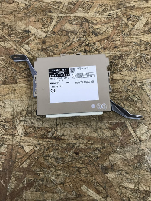 Modul confort control Avensis 2.2 D4D T27 sedan 2010 (8999005032)