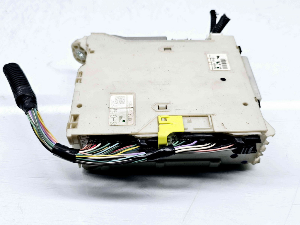 Modul confort LEXUS IS II (GSE2, ALE2, USE2) [Fabr 2005-2013] 82730-53051