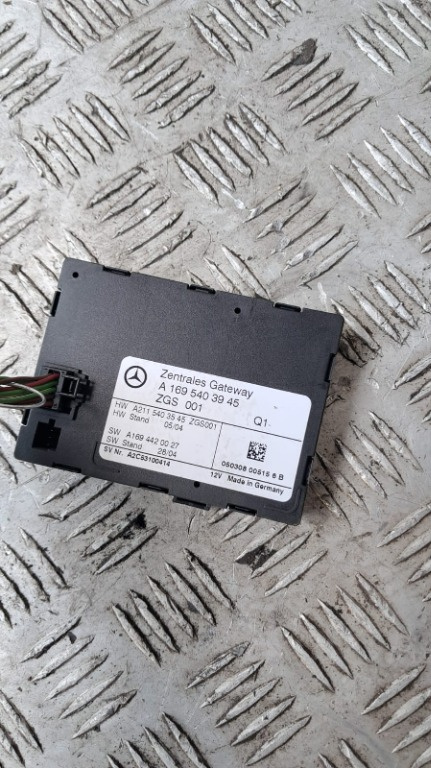 Modul confort Mercedes A150 w169 benzina, cod motor 266.920 , transmisie manuala , an 2005 cod A1695403945