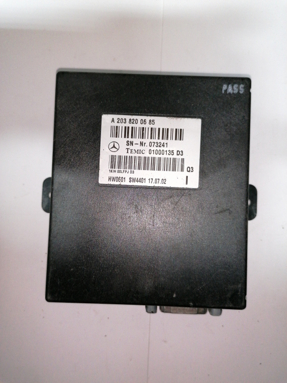 Modul confort Mercedes-Benz C-Class (2001-2007) [W203] 2.2 Motorina 2003, A2038200685