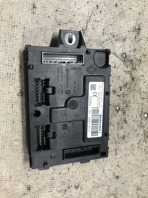 Modul confort Renault Clio 4 1.5 Motorina 2017, 284B17441R