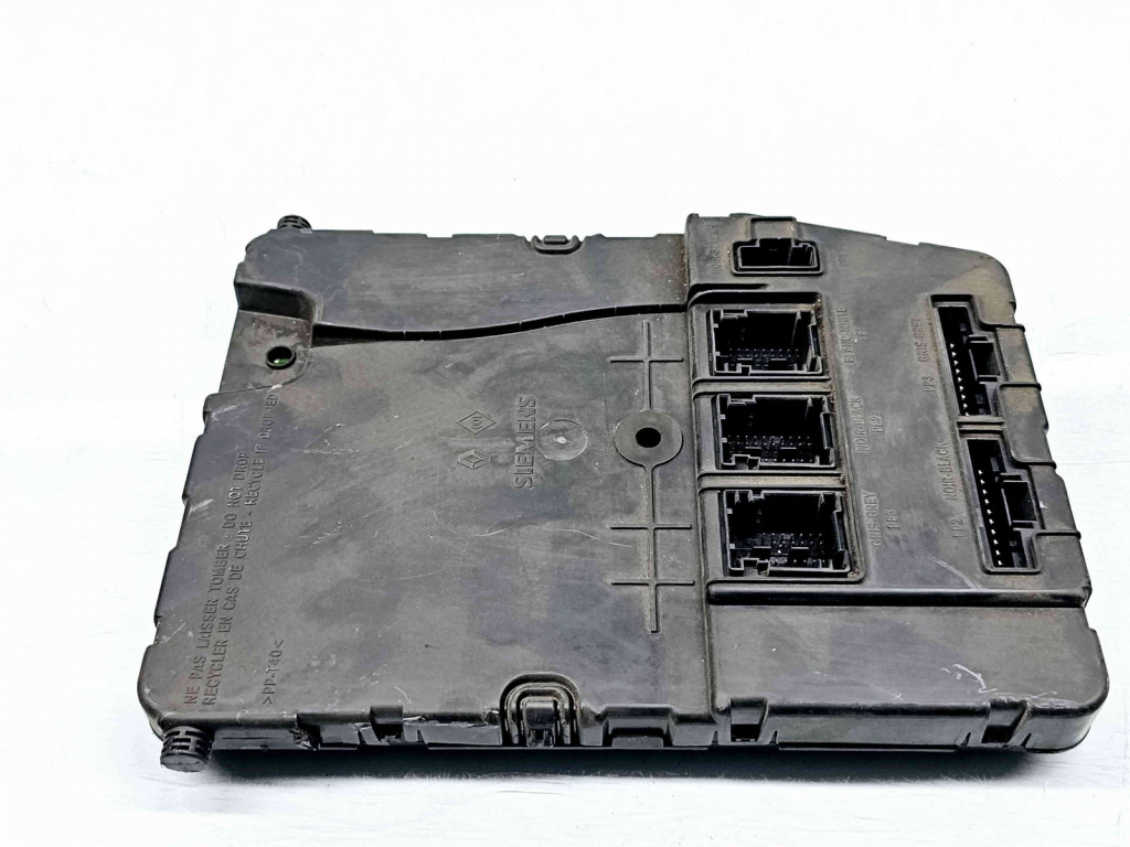 Modul confort Renault Megane 2 [Fabr 2002-2008] 8200309691