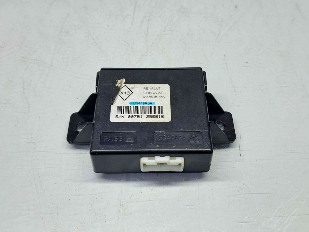 Modul confort Renault Megane 3 Combi [Fabr 2008-2015] 4M5418R0A